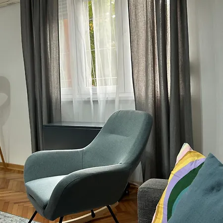 Dorotea Lux アパート